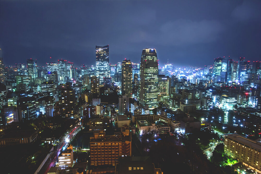 giappone-tokyo-grattacieli-notte
